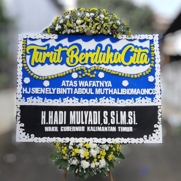 Karangan Bunga Duka  di Narogong